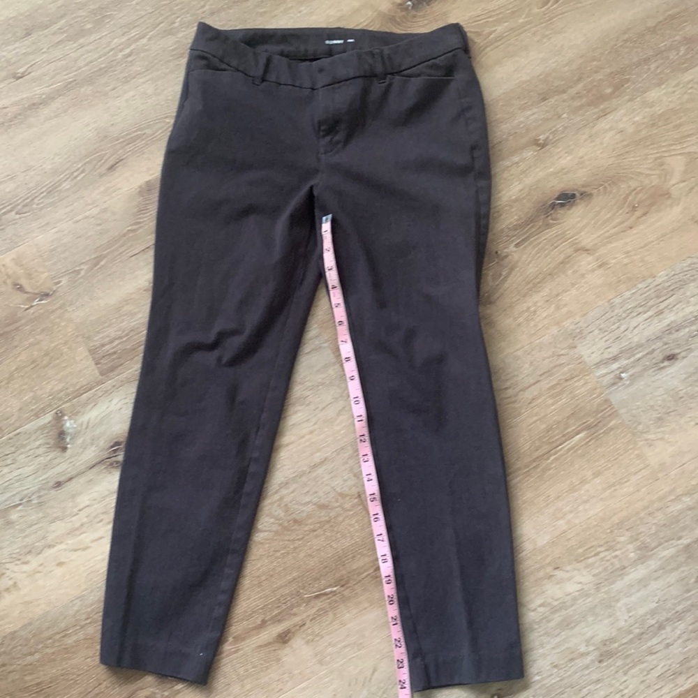 Old Navy Women’s Pixie pants size 8